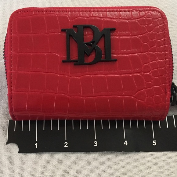 Badgley Mischka Small Red Zip Coin ID Card Wallet Vegan Croco Leather Black Logo - Picture 10 of 11